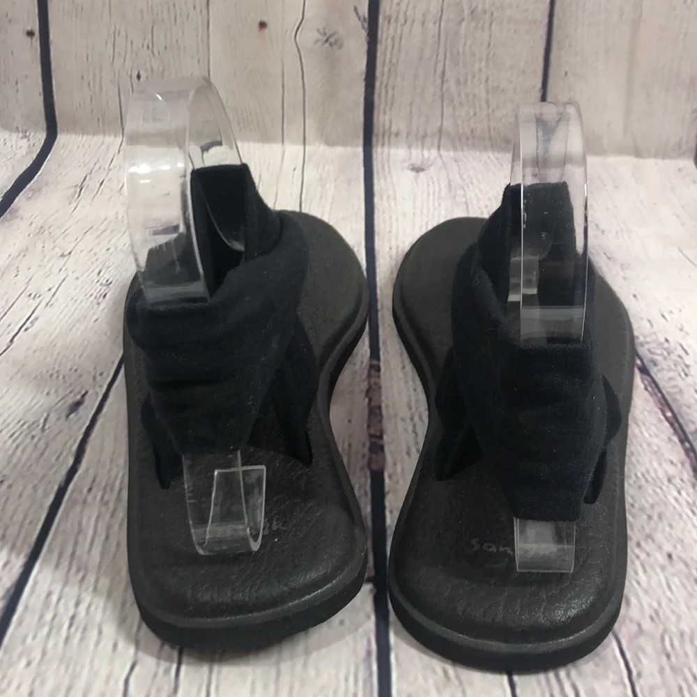 Sanuk yoga black